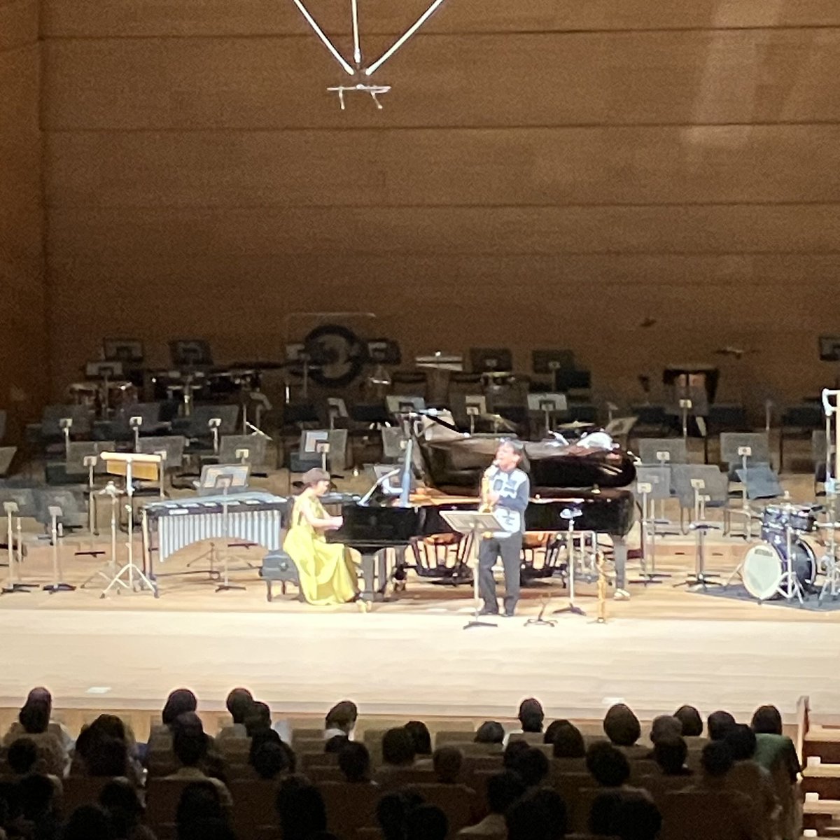 nobuya_sax's tweet photo. 今日23日は長野市芸術館スーパーウインドオーケストラwith NAGANO12のコンサート　　とっても盛り上がりました
みなさんありがとうございます
須川小柳のデュオからNAGANO12
大編成のウインドオーケストラと、とっても楽しい迫力のサウンド&繊細さも追求しました　　
参加の皆さんありがとうございます
そして！
この多種多様な編成でのコンサートは
スタッフの皆さんの驚くべき采配無しには不可能です、主催者とスタッフの皆さんに深く感謝しております
また来年も開催😃
是非参加してくださいね。