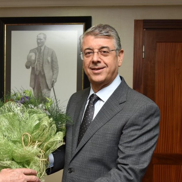 İBB Genel Sekreteri Can Akın Çağlar, adli kontrol şartı ile serbest bırakıldı.

#ekremimamoğlu #ibb #tutuklandı #serbest #sarachanedeyiz #ohal #sondakika #sokağa #hukumetistifa #chp