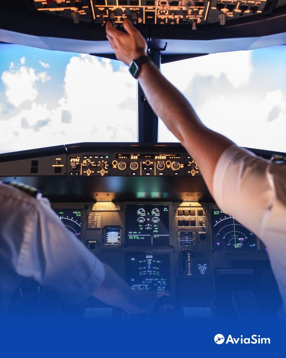 AviaSim_Fr's tweet image. Le travail d’équipe dans le cockpit rend chaque vol mémorable. 🛫 Prenez les commandes et vivez l’expérience.
#aviation #simulateur #pilotage #avion #rêvedepilote