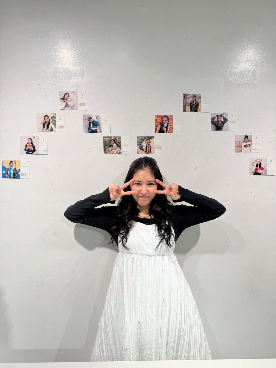 iidaraura's tweet photo. 本日はカレンダーお渡し会に
ご来場頂きありがとうございました♡
さくら学院振りのお渡し会。
短い時間だったけどけど
みんなに会えてお話できて嬉しかった！
本当にいつもありがとう♡

今日22:00に情報解禁あるからお楽しみに♡ https://t.co/OUFZXtEQni