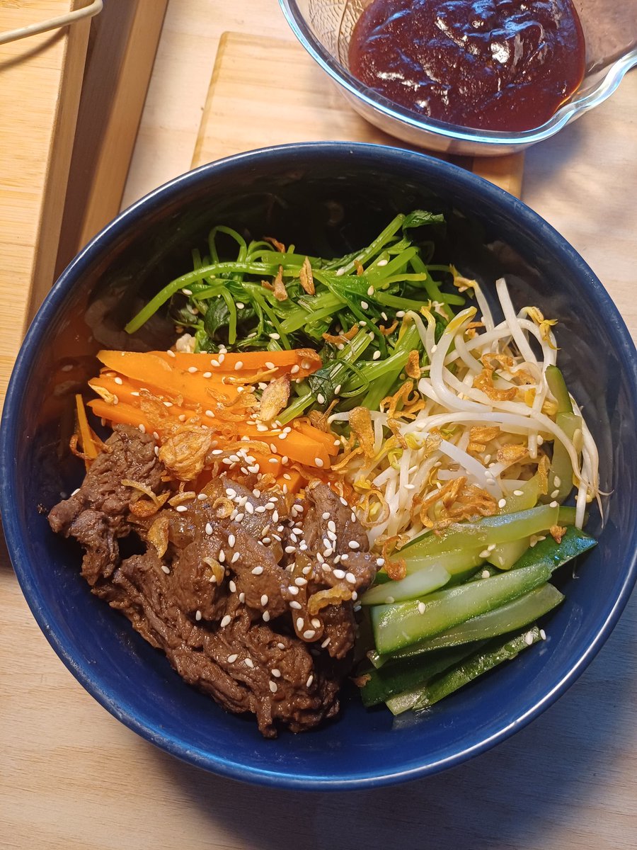 puddleofdoodle's tweet image. made bibimbap yass #sotalented #notbulk