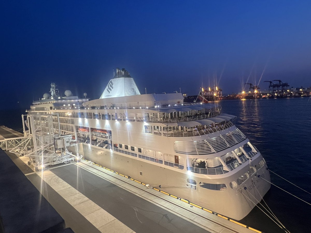 tetsuG1016's tweet image. #東京国際クルーズターミナル
#SILVERWHISPER
#シルバーウィスパー
#CRUISE
#クルーズ