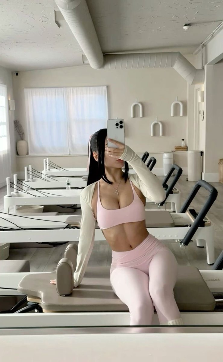 Diorgirlx's tweet photo. THREE MONTHS FROM NOW. YOU WILL THANK YOURSELF. https://t.co/Az1Zk8toon