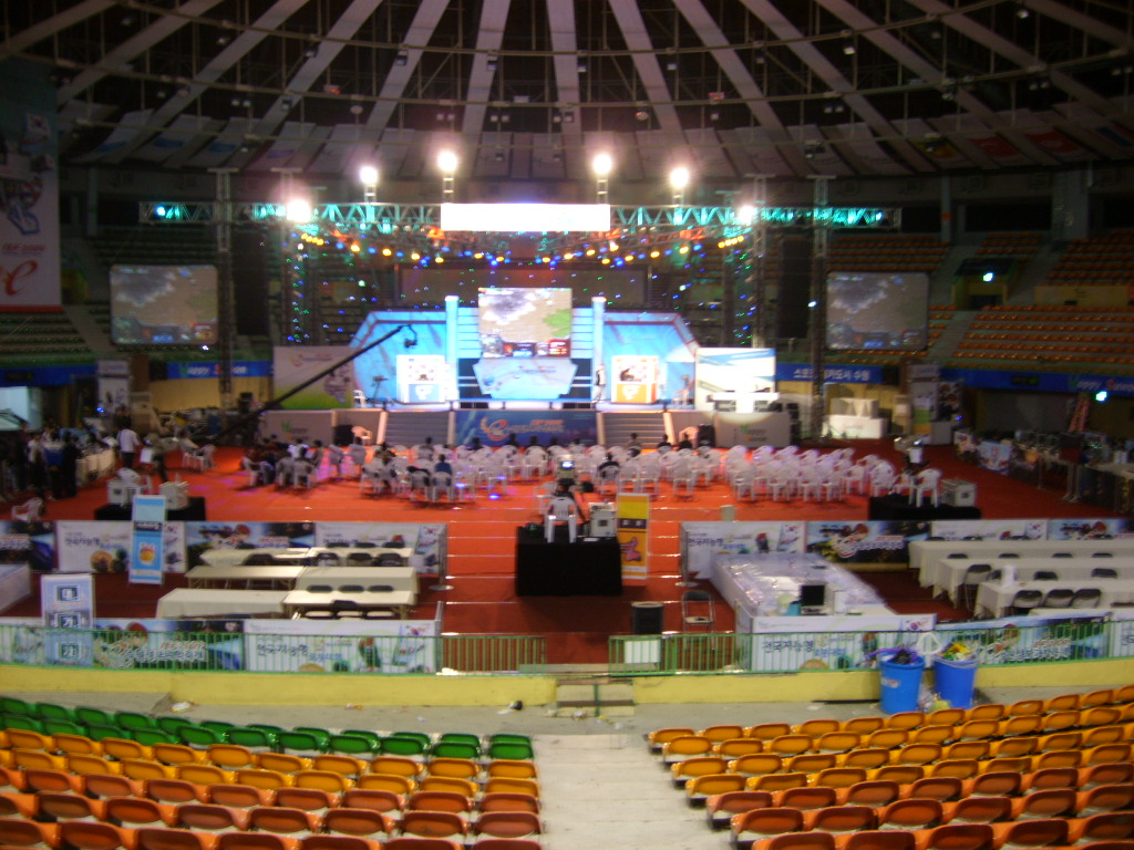 JustGamingKR's tweet photo. @BookofCSYouTube IEF 2009 SUWON
arena, schedule
(2/5) https://t.co/ZIxdW2KwuE