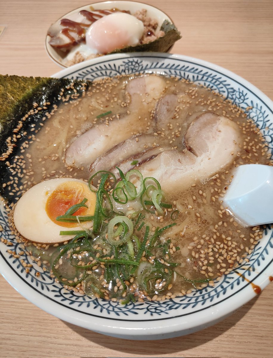 tk_fintech's tweet photo. ラーメン食べて終わり

学生時代に作った休眠アカウント引っ張りだして活動開始し約1ヶ月。当初の意識高い系社員キャラ設定からだいぶ離れてしまったが、楽天モバイルの電波観測キャラで落ち着きそうなのでそれでやっていきます

本アカとは全くの別人になってるが、某PJT終わるまで宜しくお願いします https://t.co/ARDFMUaZCx