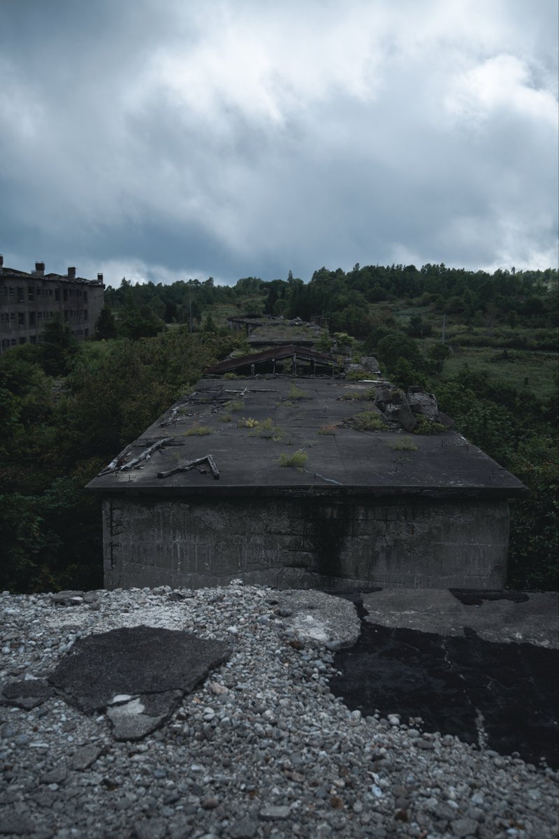 廃アパートの屋上