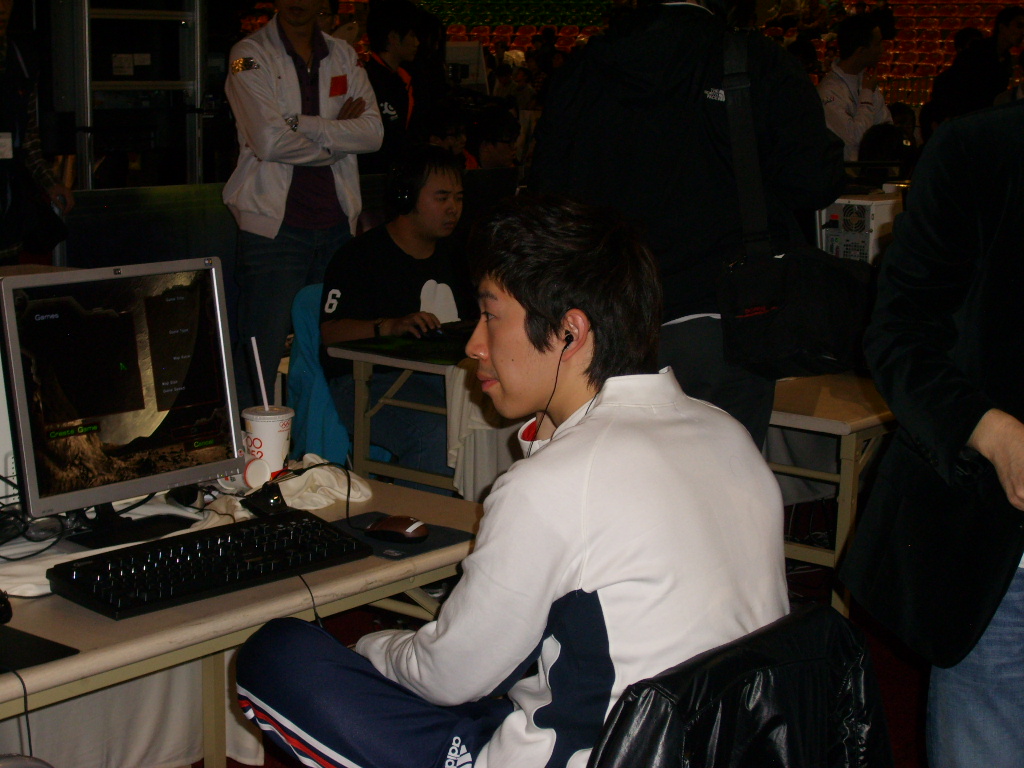 JustGamingKR's tweet photo. @BookofCSYouTube IEF 2009 SUWON
players; included SlayerS_BoxeR
(3/5) https://t.co/CofpRhD36C