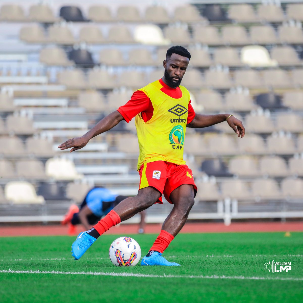 CalvinUmar1's tweet photo. @Kennethsemakul is more than ready to prove naysayers come Tuesday 25th 🥶🫡🫡
#ASZ
@AfricaSoccer_zn
📸 @WilliamLmp https://t.co/RLOX7m8wxM