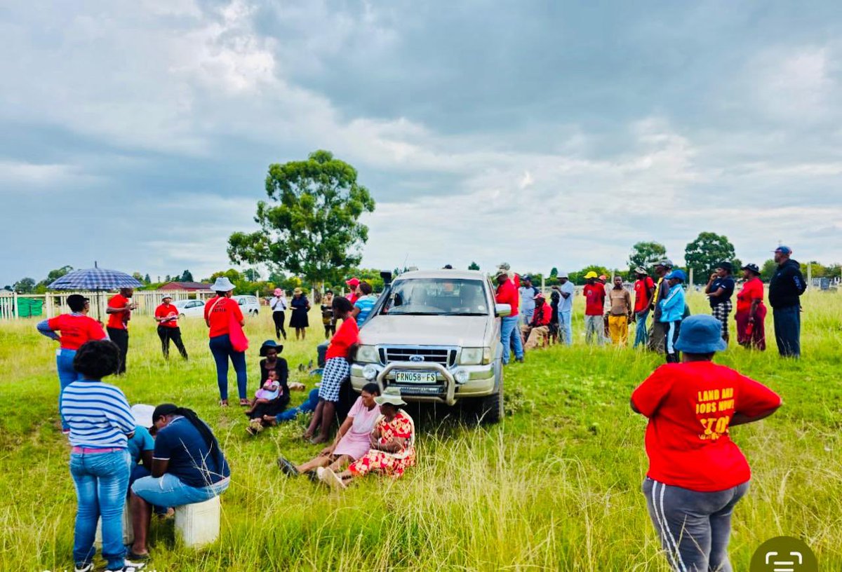 EFF_FreeState's tweet photo. ♦️IN PICTURES♦️

EFF community meeting in preparation of the Service Delivery March in ward3 Phumelela, addressed by CCT deployee @muzikhoza58 

We are consolidating the ground to rebuild and advance the struggle for Economic Freedom.

#YearOfThePicketLines https://t.co/1w9Hpz9sr8