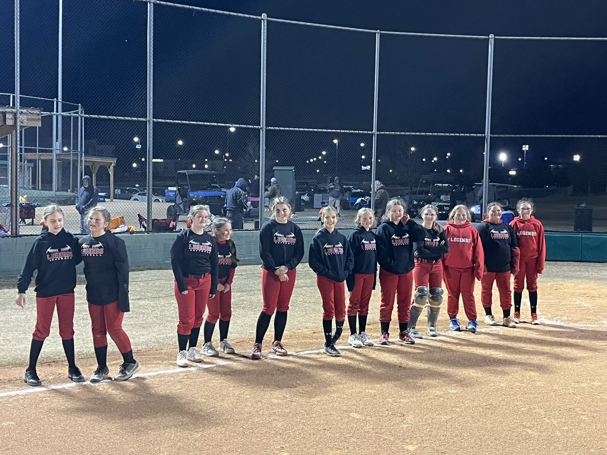 Legends14Lex's tweet photo. Legends 14 Saint Patrick’s Day champions in Jackson Tennessee! 
Congratulations girls on a job well done! https://t.co/MdZHEdzGbc
