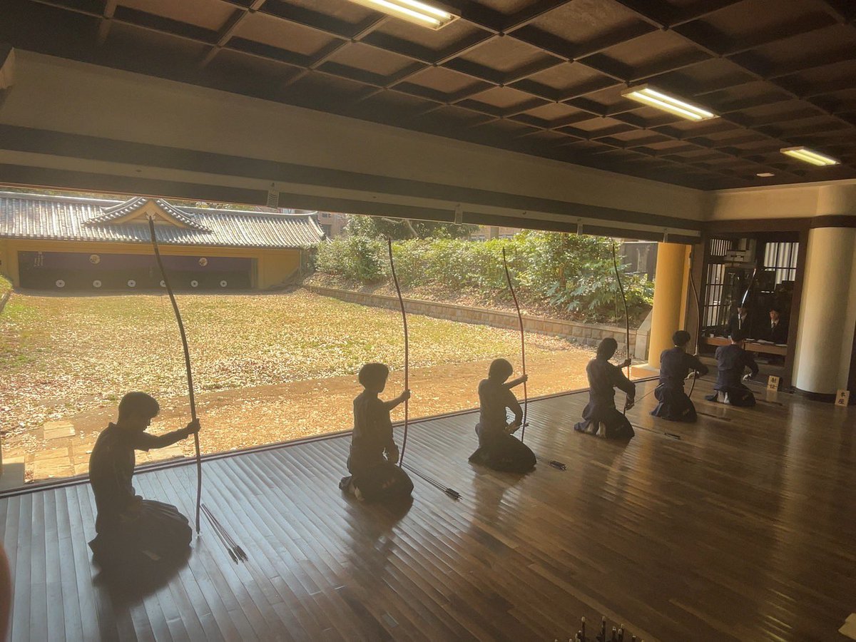 obirin_kyudo's tweet photo. 【令和7年度新人戦　決勝戦　結果】
対慶應義塾大学　於東京大学

本学           83中
慶應義塾大学　82中

よって、本学の優勝が決定しました🥇
応援ありがとうございました！ https://t.co/PuADSogTCE