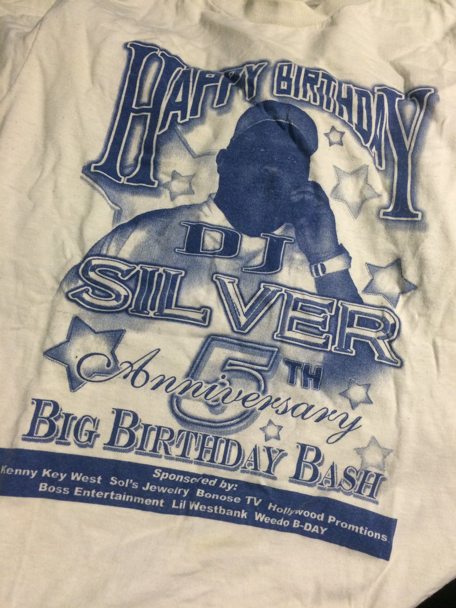 ItsFatima's tweet image. So many stories. Most funny. From the shop in marrero, to my first business cards “book DJ Silver,” to being in his wedding, all the way to KeyWest. Luh Silvaaaa #djsilver