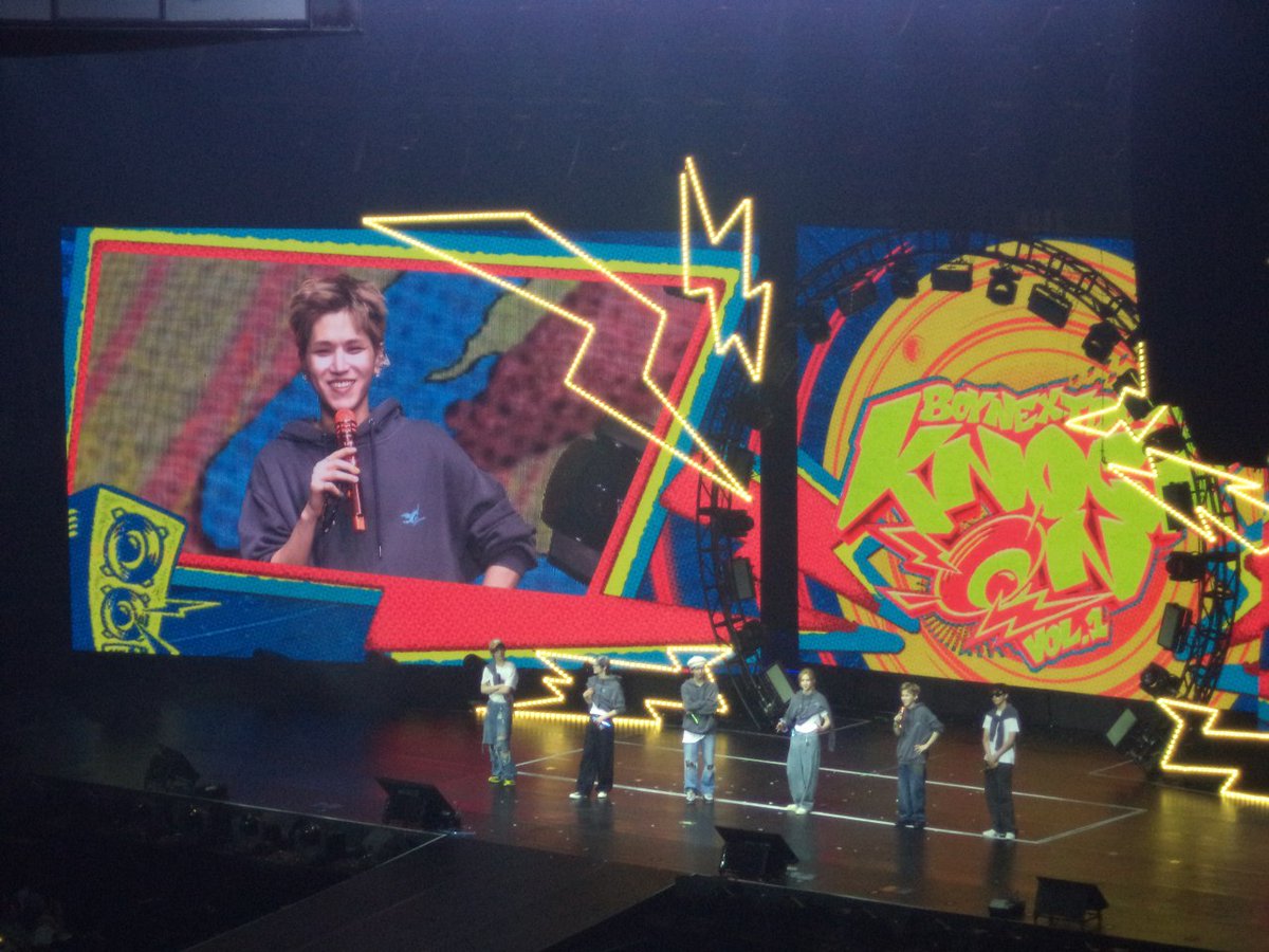 clara saw skz & bnd! tweet media