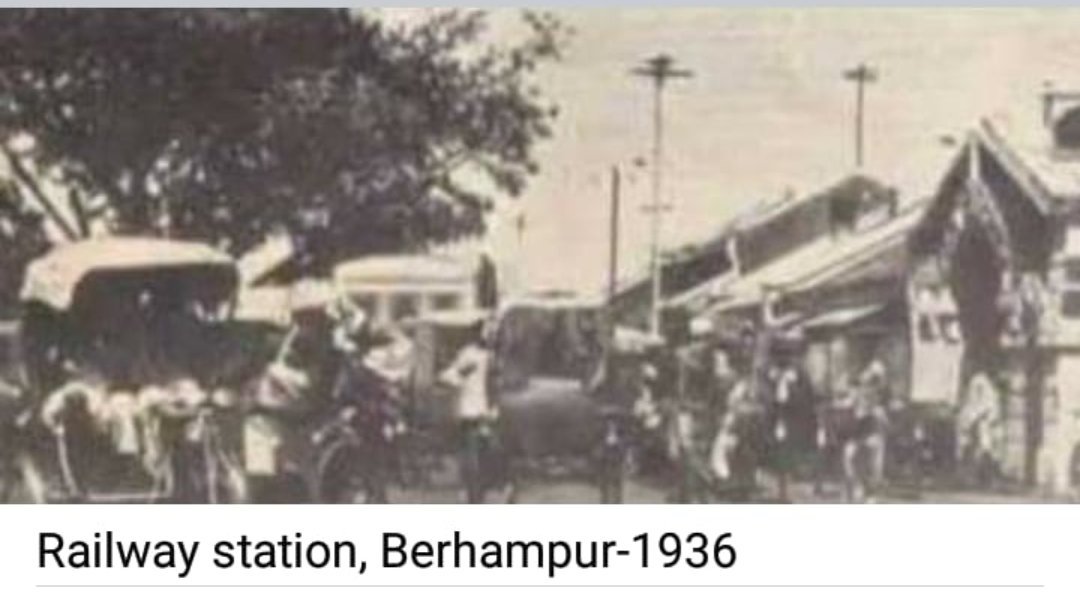 ElectionDynamix's tweet photo. This is @EastCoastRail for you.
Bhubaneswar New station (BBSN) opened in 2018 as a passenger terminal & its redevelopment plan 250 cr.
Berhampur/Brahmapur (BAM) is the 1st Railway station of Odisha, built in 1893, its redevelopment cost 11 cr.
Lord Jagannath save Odisha. https://t.co/V9c39ra8JB