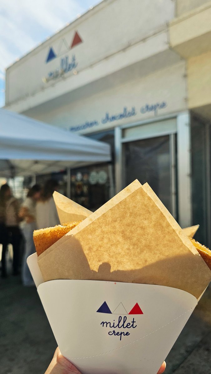 himawaricopter's tweet image. なぜか笑ってないからイイ顔をつけてあげた