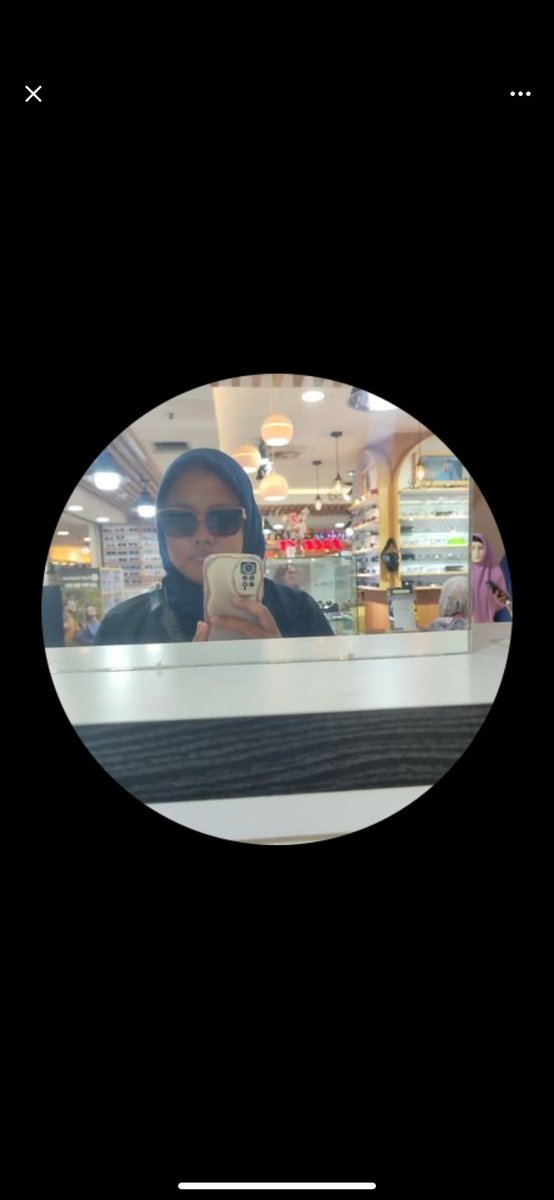 liaapsa's tweet photo. puasa puasa, ngasih tau org biar jaga ketikan, orangnya marah, tp pas diliat mukanya begini, maap gue emg ga cantik tp ga jelek kaya lo :(
adu ketikan jelek aja ayo https://t.co/ansnFW7UCo