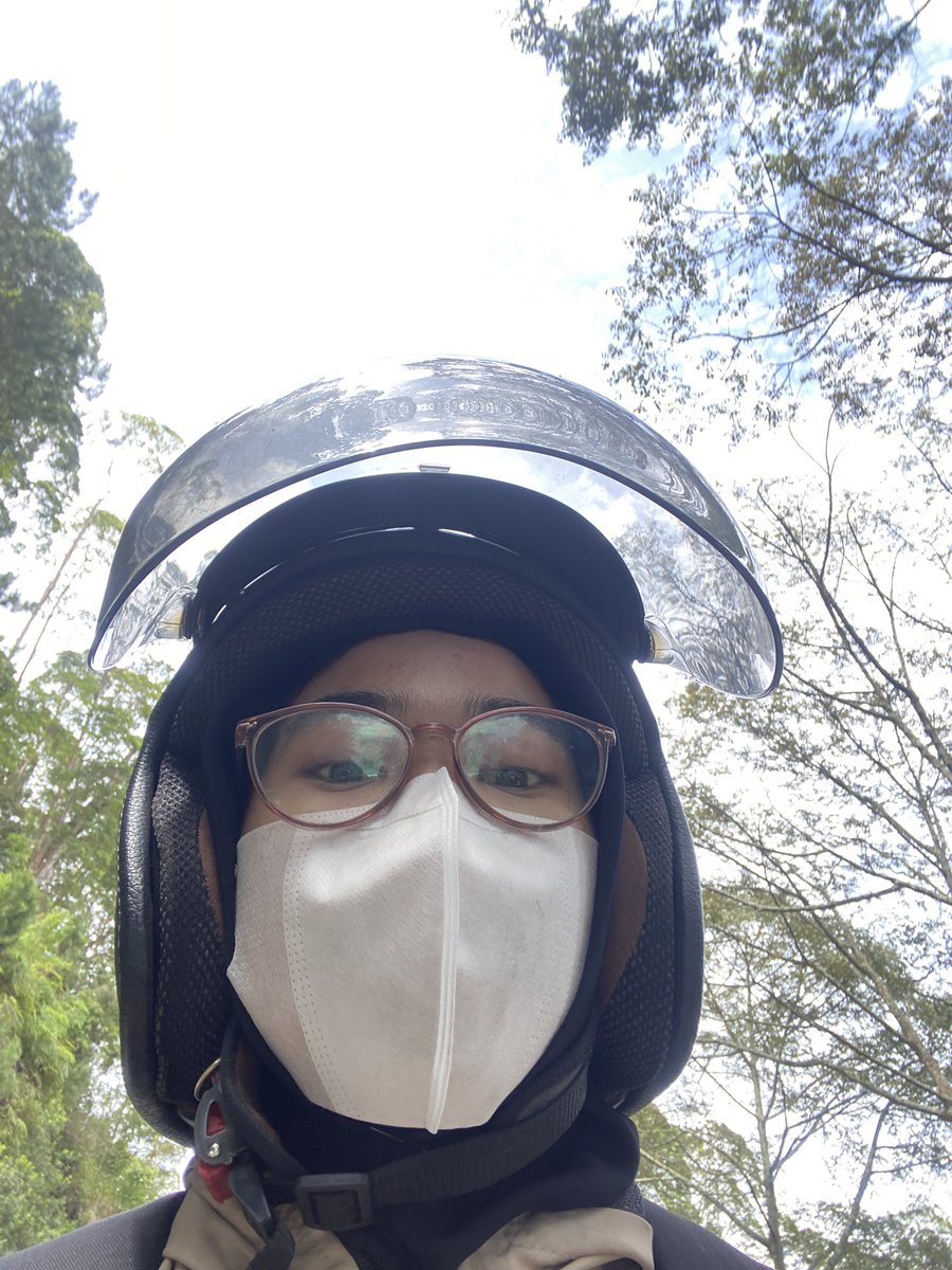 ano0yyy's tweet photo. kali ini surabaya - karanganyar 6 jam sampe, biasanya 8 jam karena jombang mojokerto macet banget https://t.co/0jvPqL9EAE