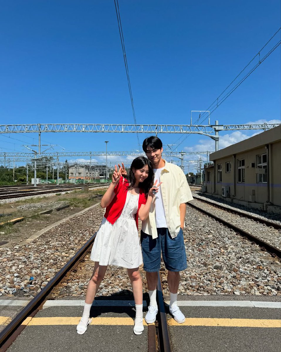ohyyeju's tweet photo. Waaahh~ thank u soooo much to everyone who poured love into Love Your Enemy! ₍ᐢ. ̫.ᐢ₎💌 https://t.co/bwWraxFxsz