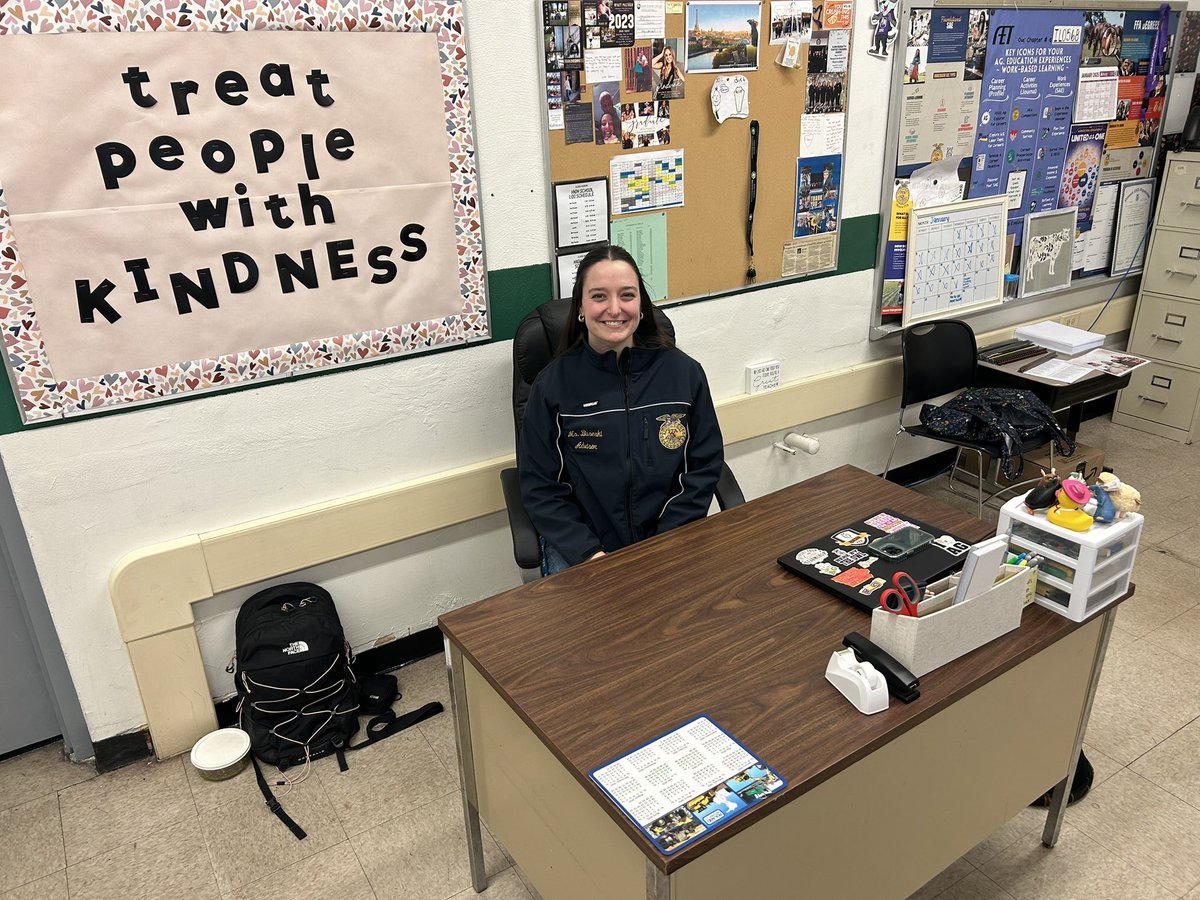 MichaelLOrso's tweet photo. Northern IL high school revives its agriculture program: https://t.co/qNAUgXTz40 https://t.co/yjSgH7Yylc