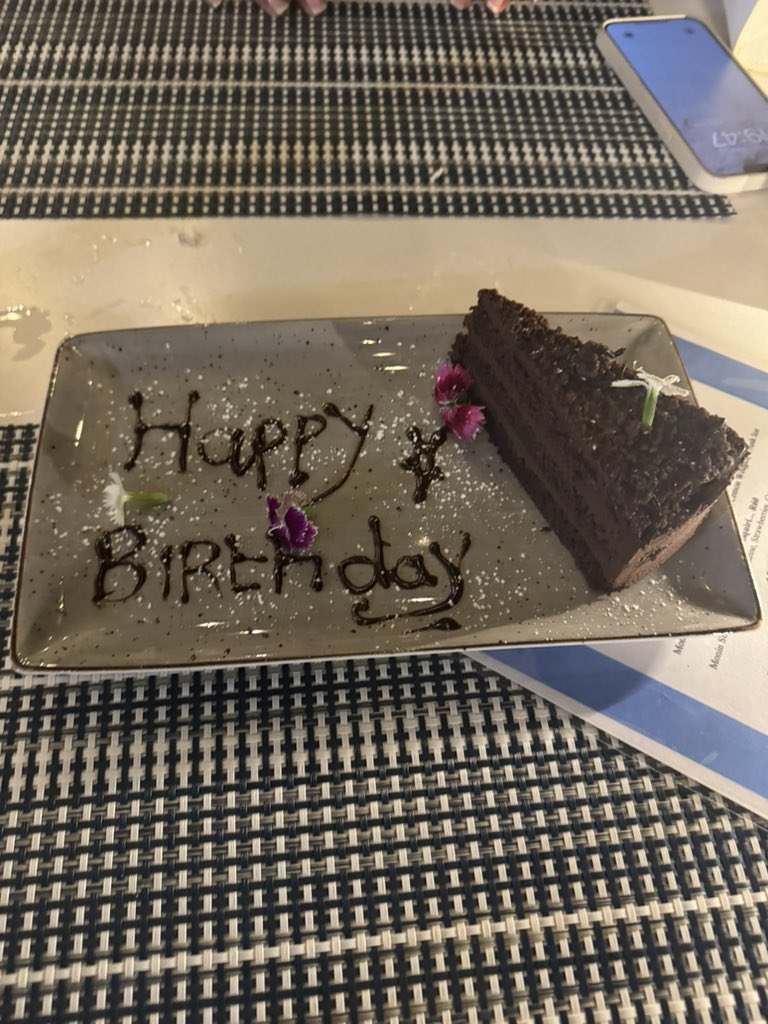 How I spent my birthday weekend 🥳

I’m truly thankful for another year around the sun. Let’s continue to grow, prosper and celebrate life ❤️ 

#Birthday #LongWeekend #KZN #Sport