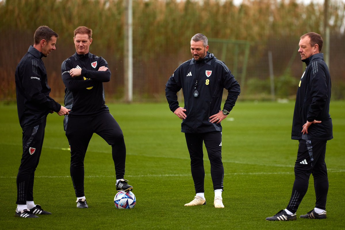 Match Day Ready

<a href="/FAWales/">FA WALES</a> <a href="/Cymru/">Wales 🏴󠁧󠁢󠁷󠁬󠁳󠁿</a> 🏴󠁧󠁢󠁷󠁬󠁳󠁿 v 🇸🇪 

Men’s U21’s Vs Sweden 13:30PM