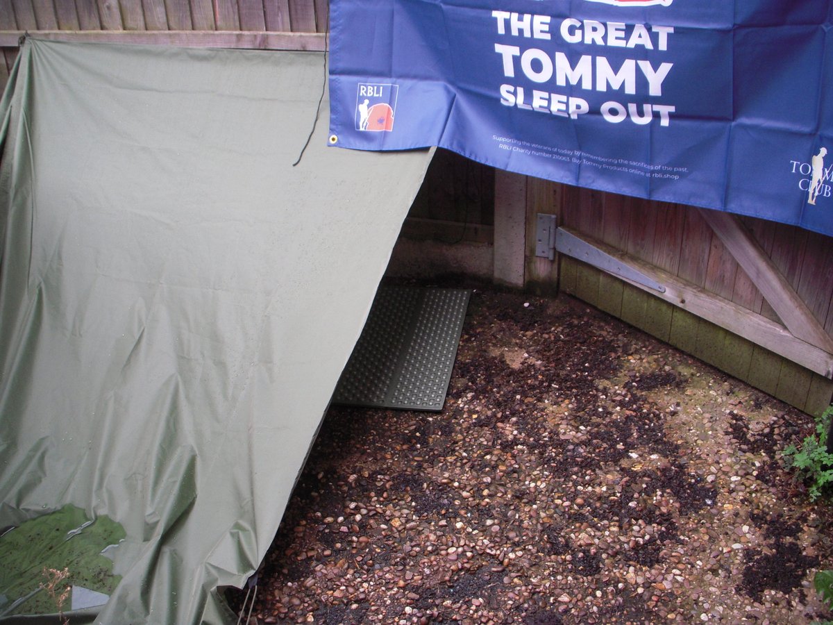 RateMySausage's tweet image. Well, that was mostly unpleasant...

@RBLI #sleepout