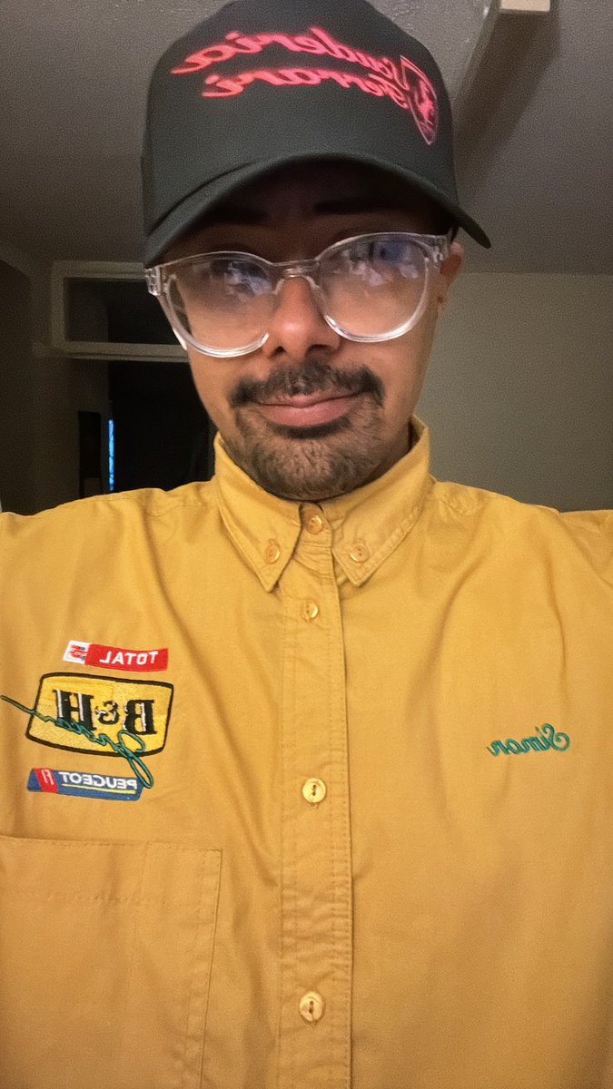 MuliMc's tweet photo. @ScuderiaFerrari @Charles_Leclerc @LewisHamilton @ray_ban Repping for Eddie ♥️ But always have my Ferrari glasses and hat on! #TeamLH #TeamCL https://t.co/6pU4R8VEa4