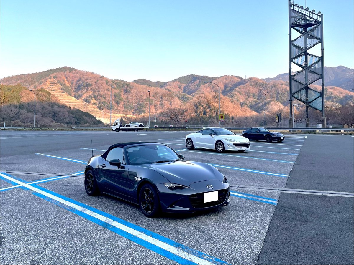 ndrdnra's tweet photo. 東京まで往復約700km弾丸ドライブしてきた😼 https://t.co/xyWsJZHBLs