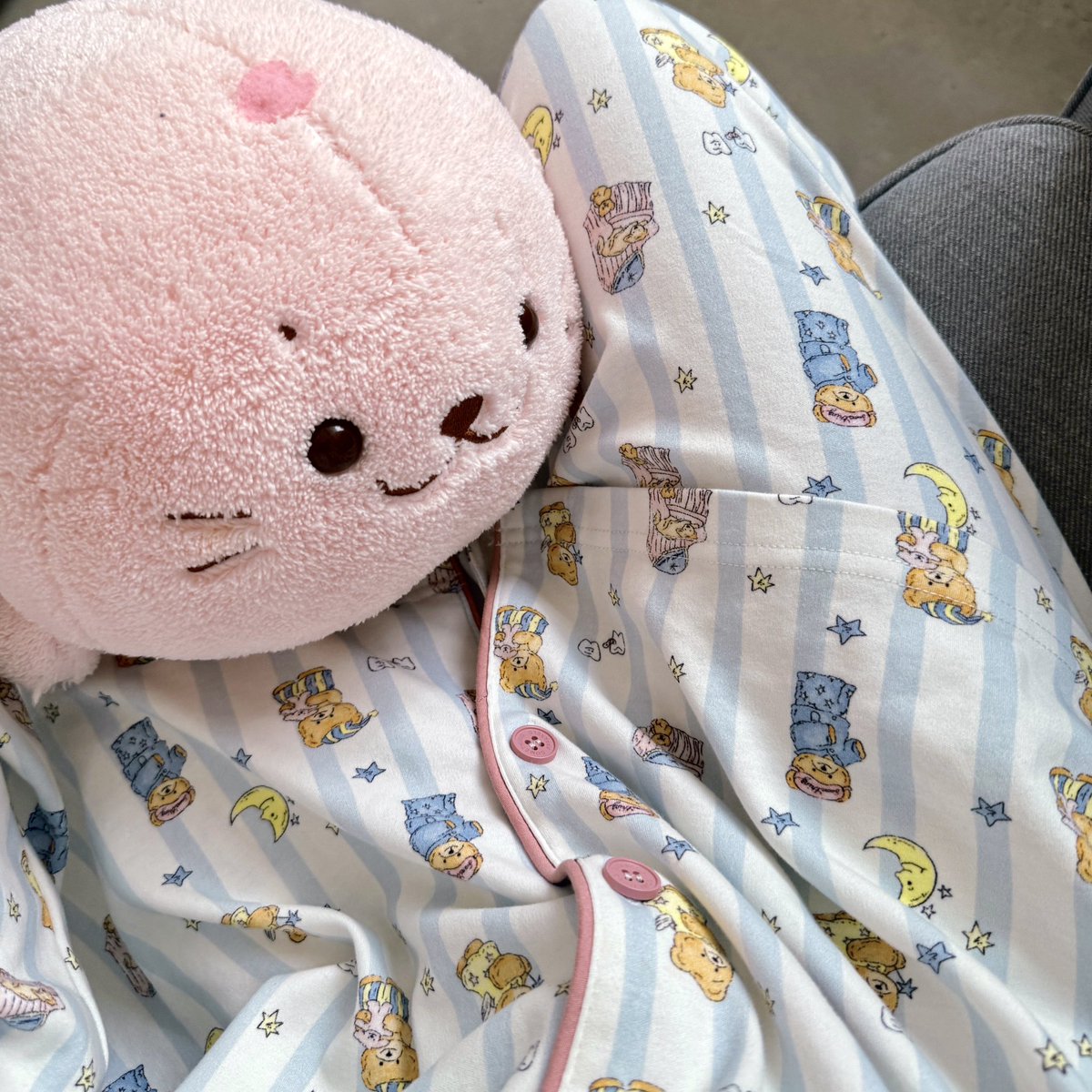 ชุดนอนใหม่ใกล้ฉัน 🥣 นี่คือ pajama ที่นุ่มที่สุดดดด 🥺 ของ something apparels คับ ลายน่ารักมาก https://t.co/E7JBsML4Vg