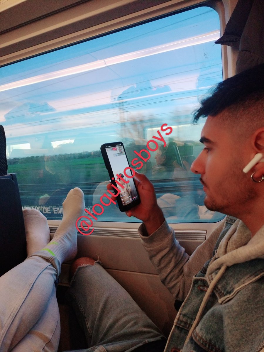 LoquitosBoys's tweet photo. Rumbo Málaga https://t.co/lkGbuau3EC