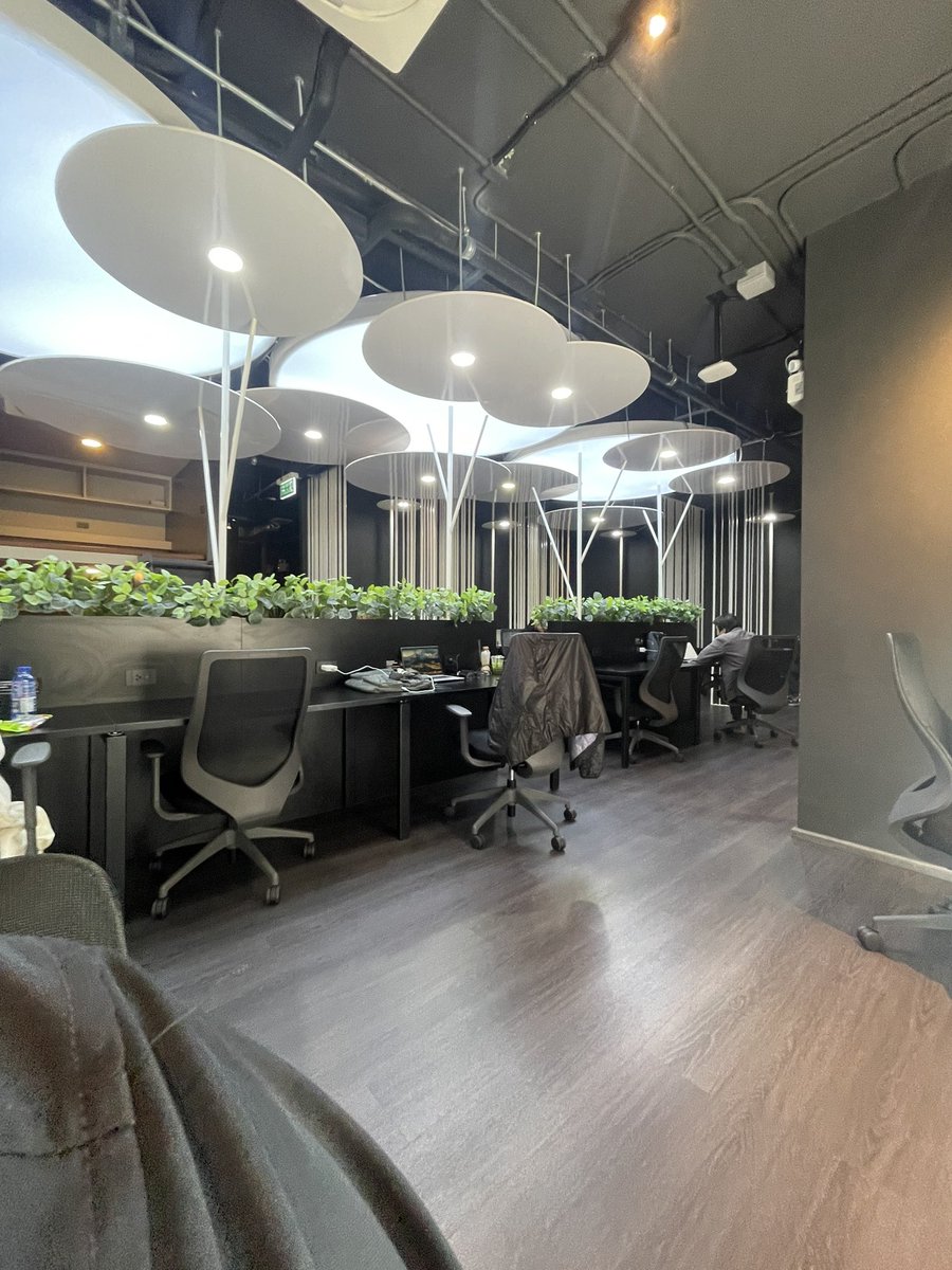 TakeOff497481's tweet image. อยู่ห้องก็เบื่ออะเนอะ
#bwork แจ้งวัฒนะ35งับ