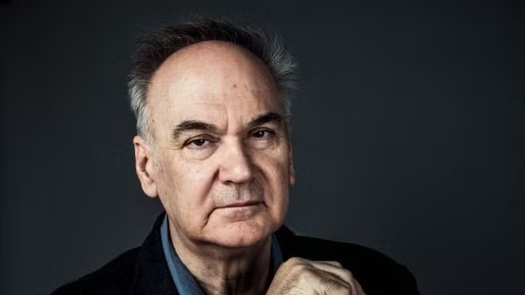 [On en parle] Se mesurer à une intelligence artificielle avec un même contrat de départ : écrire une fiction policière de trois mille signes 📚
Le prix Goncourt Hervé Le Tellier face à <a href="/benoitraphael/">Benoit Raphael</a> et ChatGPT generationia.flint.media/p/comment-j-ai… #GenerationIA