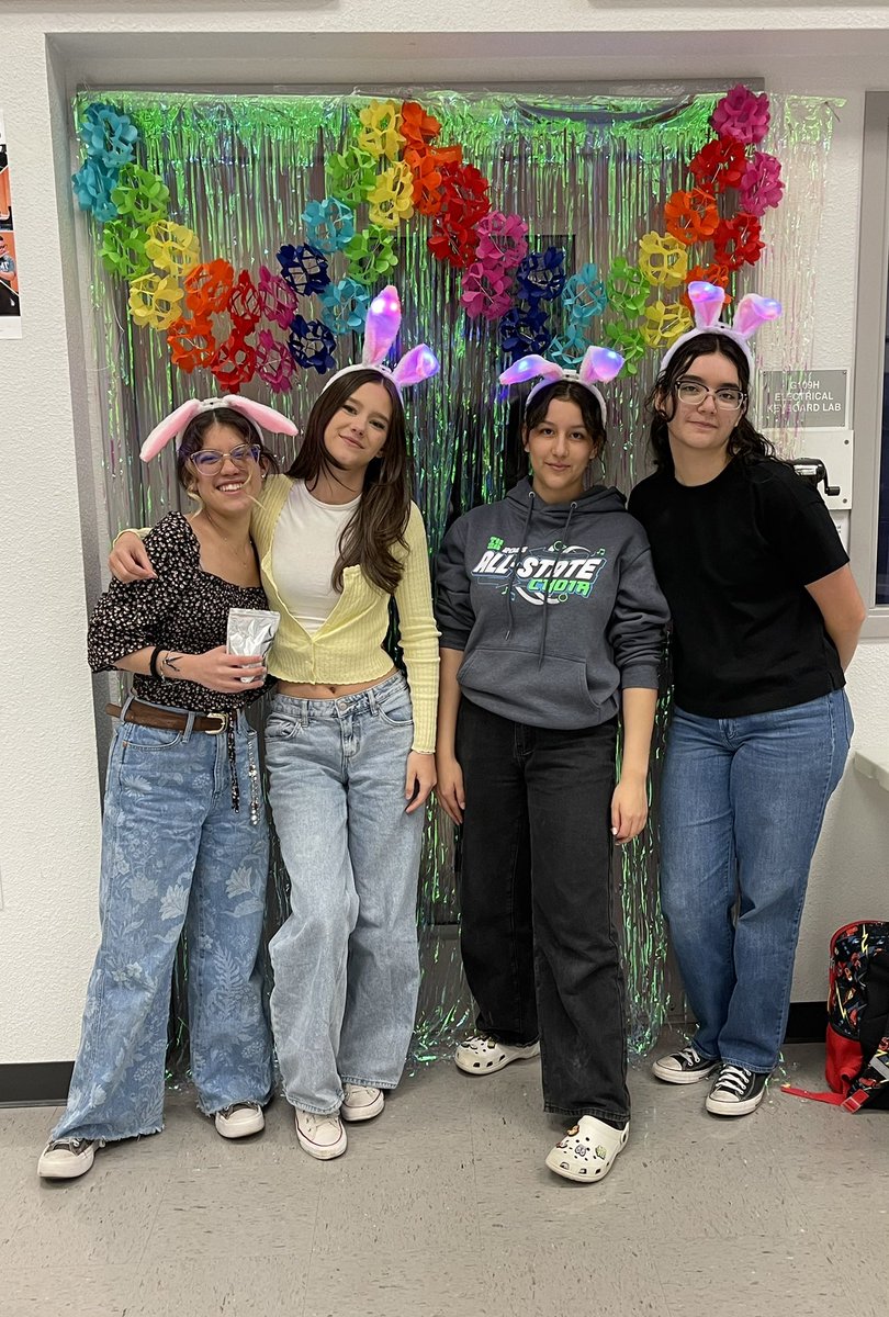 Wednesday was Day 3 of great rhsls!! Spring picnic success! Proud of #myfalconsingers! #teamSISD #SISDfinearts #beamazing #itstartswithmusic