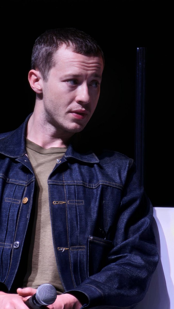 dulcee_bell's tweet photo. Joseph Quinn en Monterrey 🥰 #JosephQuinn #HorrorFest https://t.co/GM04phcpKx