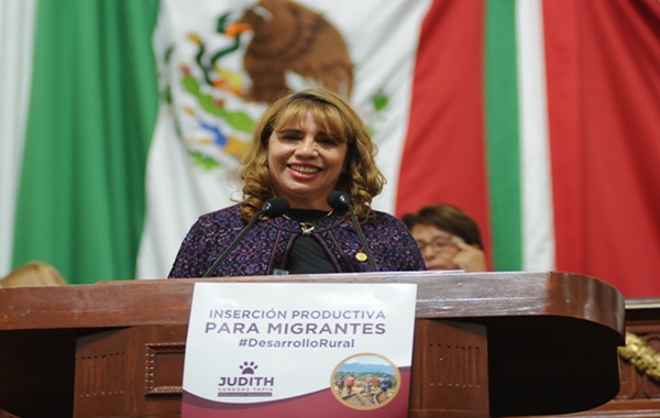 vozdelasocieda1's tweet image. @Congreso_CdMex #llama a #las16alcaldías a #implementar #acciones de #protección a los #migrantes
Para apoyar a los migrantes mexicanos deportados, con el objetivo de asegurar su reintegración social y económica en la Ciudad de México...
@tapia_vanegas
vozdelasociedad.com