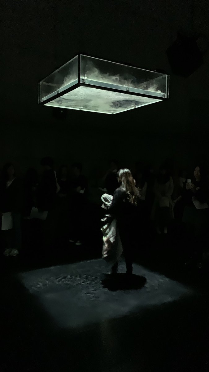 「見たかった作品、やっと見れた。一部エリアは撮影可能。"LIFE-Fluid,in」|坂上修 Syu Sakagamiのイラスト