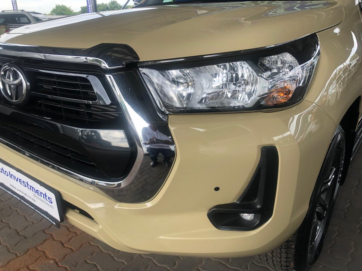 2022 Toyota Hilux 2.4 gd6 E/cab
Miliage:99000@R469995 
Contact Edward 0733909992
autoiwb.co.za/cars-for-sale
Contact Edward 0733909992