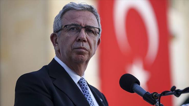 Bu saatten sonra CHP’nin Cumhurbaşkanı Adayı ya sağdakidir ya soldaki