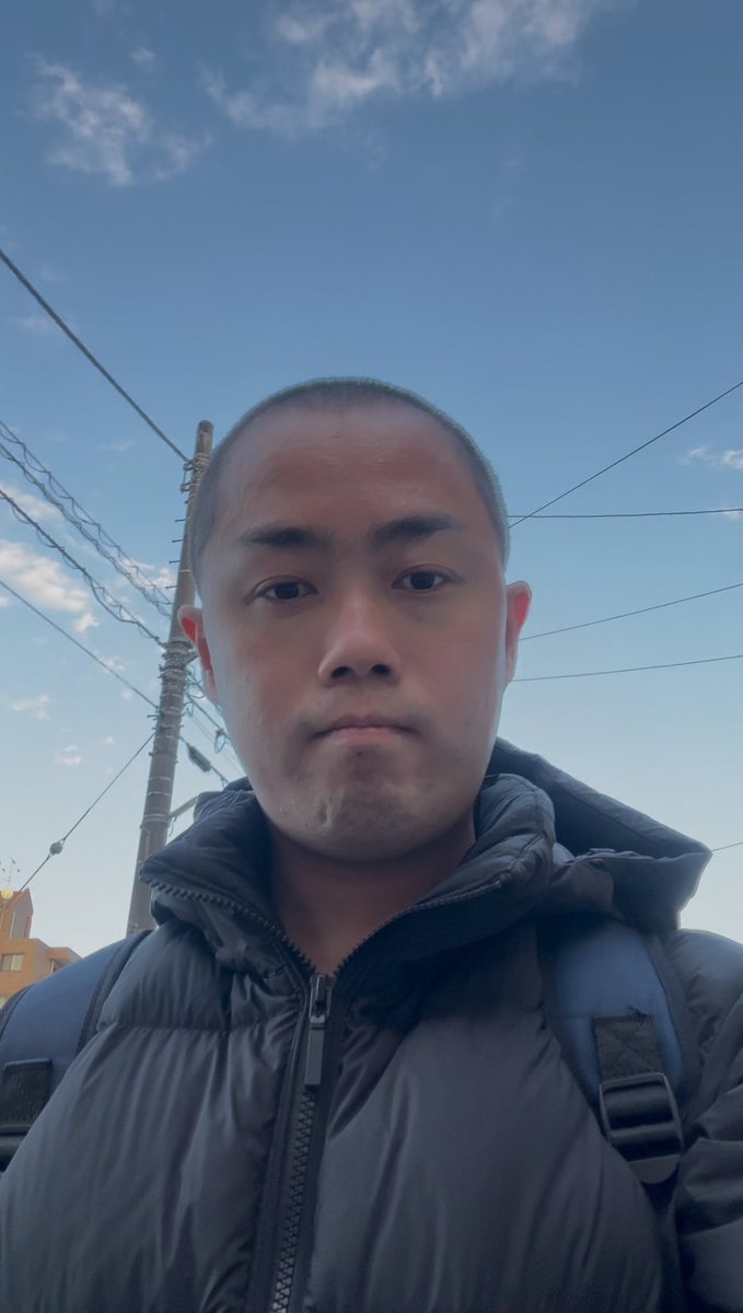 いつも自分でセルフカットしてるけどたまには床屋さんで✌🏻
