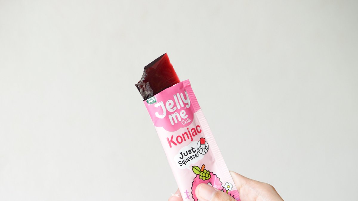 Jelly Me Konjac ✨️ เจลลี่มีบุกช่วยคุมหิวแบบเฮลตี้ อิ่มนาน 3 ชั่วโมง 💓 รสลิ้นจี่และองุ่น เนื้อเจลลี่นุ่มเด้ง อร่อยมาก กินแล้วรู้สึกอิ่มนานขึ้น ลดการกินจุกจิก คุมหิวแบบไม่โทรม หาลองคับ ซองเดียวอิ่มนาน ท้าให้ลอง! พิกัดเซเว่น ซองละ 20 บาทน้า

#JellyMe #JellyMeKonjac #JellyMeCuti #ความคิวทิบิลด์ง่ายได้ทุกวัน #รีวิวเซเว่น