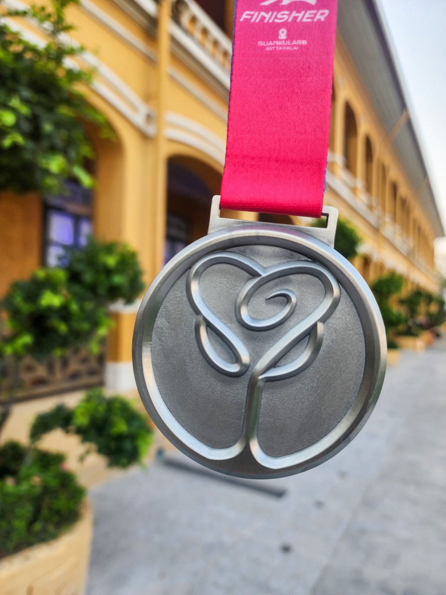 NinjaTooK's tweet photo. 🥇 เหรียญรางวัล ชมพูฟ้ารันนิ่ง 2025 🩷💙 มาพร้อมสัญลักษณ์ดอกกุหลาบที่ขาดไม่ได้ 🌹| เหรียญที่ 14/2025 | งาน Pink Blue Run 2025
#PinkBlueRun2025
#PinkBlueRun
#ชมพูฟ้ารันนิ่ง
#เพราะเกิดจากใจไม่จาง
#มุทิตาจิต68
#theXteam #theXteamRunners 
#theXteamAndFriends
#minimarathon #tookkyrun https://t.co/zB5YfyFG7x