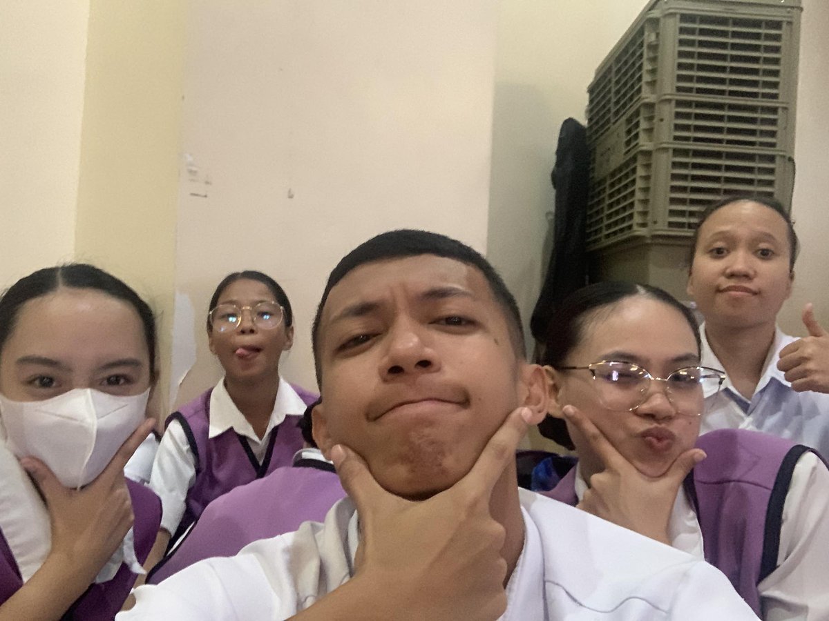 HAPPY SPBB DAY 3 💙🥳

#MCGISPBBDay3
#MCGIOverflowingGratitude