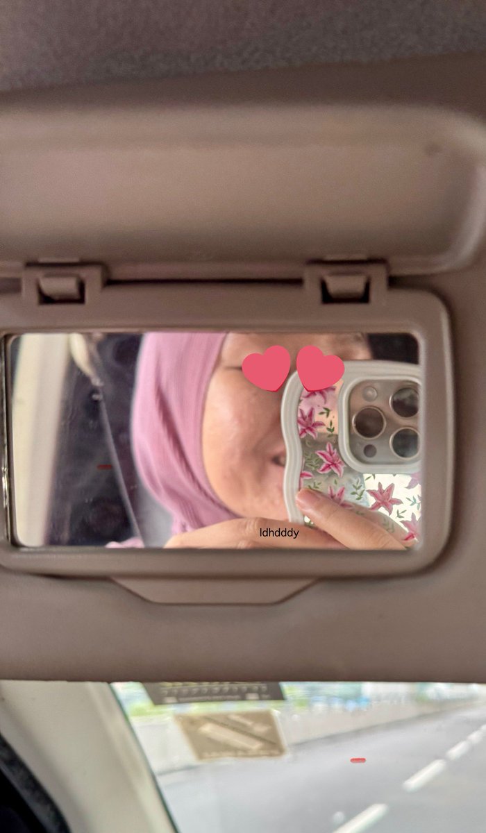 Selalu orang ingat brand ni famous dengan lipstick je ~~~ tapi sebenarnya cushion dia lagi BESTTT!!! 💓

Lightweight and kulit terus nampak berseri-seri ☺️ Perfect untuk pakai time Raya! 🥰