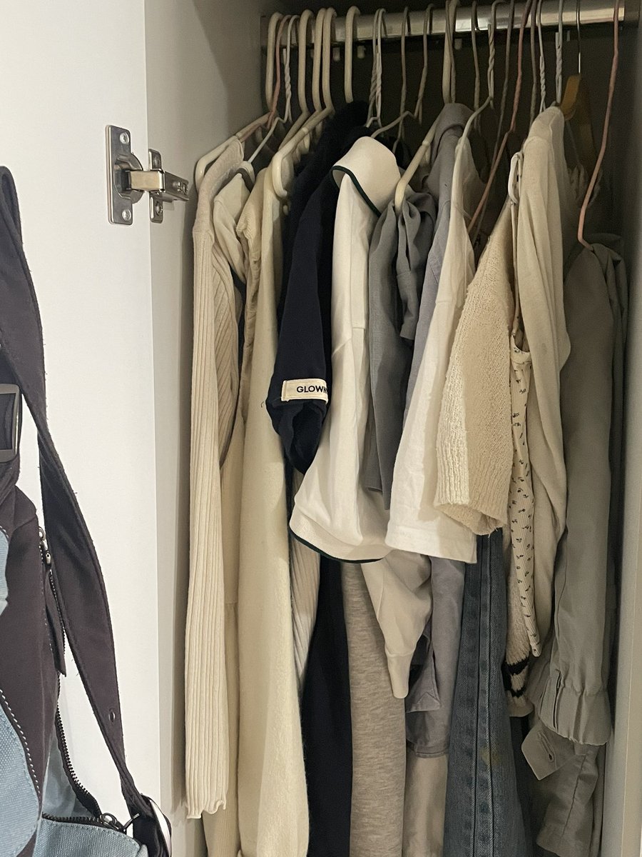 더워진 김에 옷장 정리했다 ᜊ