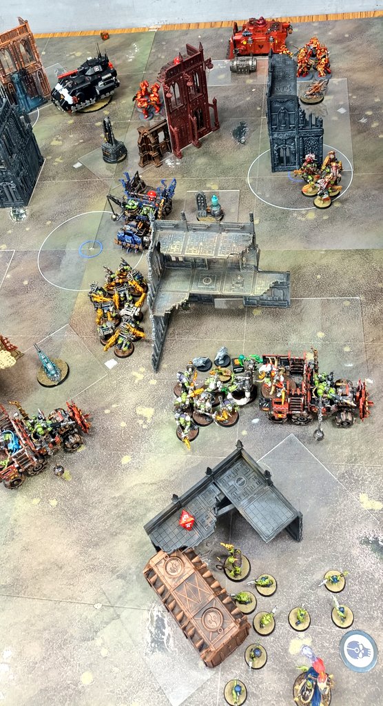 CT_Origin's tweet photo. Clashing armies.

#warhammer40k 
#warhammer40000
#WarhammerCommunity 
#warmongers https://t.co/BPTlYIlkYe