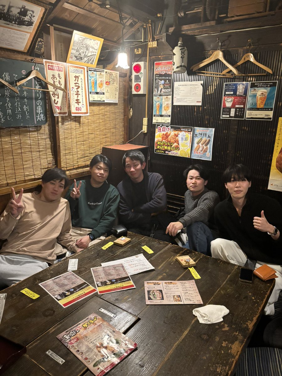 soright1219's tweet photo. やっぱ、大人になりたくなかったわ。
それぞれ色々あるのよ、しらんけど。
もうひと頑張りするか。 https://t.co/GHrZnC5bbn