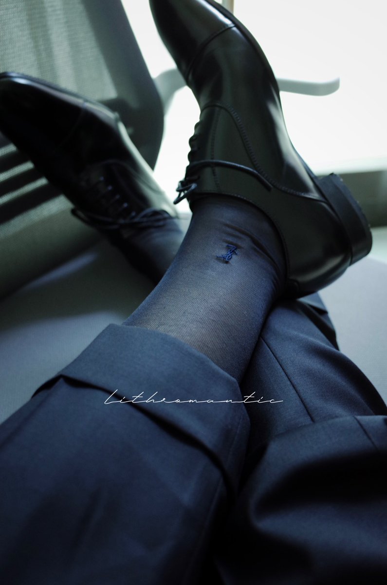 lithromantic tweet media