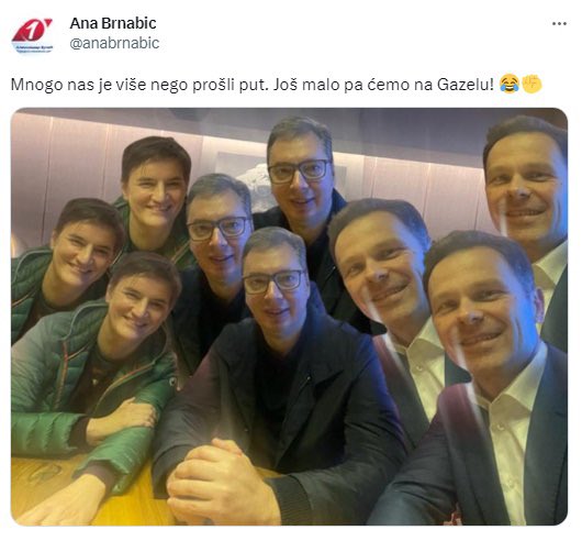 DarinkaiMila's tweet photo. Prisetimo se da su pre dve godine ljudi izašli na ulicu samo da traže ostavke ministra i ukidanje rijalitija nakon dva masovna ubistva dece dan za danom i ovaj mandril je nakon tih protesta objavio ovaj tvit https://t.co/C0jasjlHqr