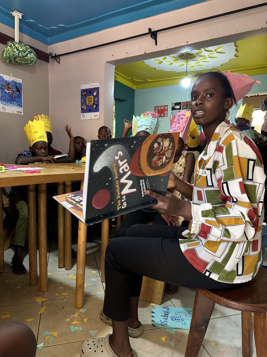 kobusingyelety's tweet photo. Whenever we encourage children to read out loud, we empower them to take charge of their lives as they grow. I got an opportunity to interact and read with children for the celebration of the read aloud day courtesy of @artofachildug  #ReadOutLoud @FacesUpUganda https://t.co/yJ8dsOUwWz
