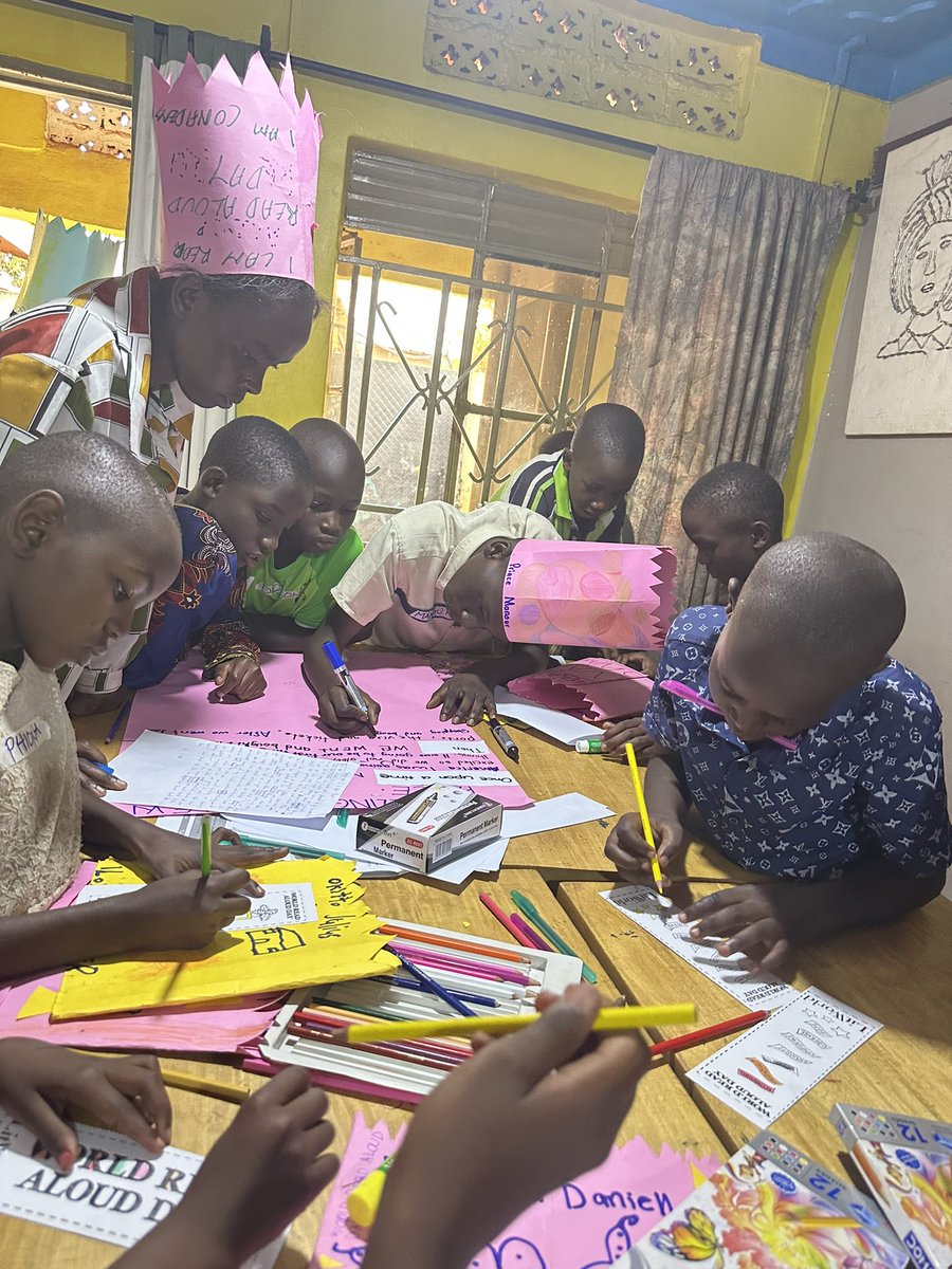 kobusingyelety's tweet photo. Whenever we encourage children to read out loud, we empower them to take charge of their lives as they grow. I got an opportunity to interact and read with children for the celebration of the read aloud day courtesy of @artofachildug  #ReadOutLoud @FacesUpUganda https://t.co/yJ8dsOUwWz